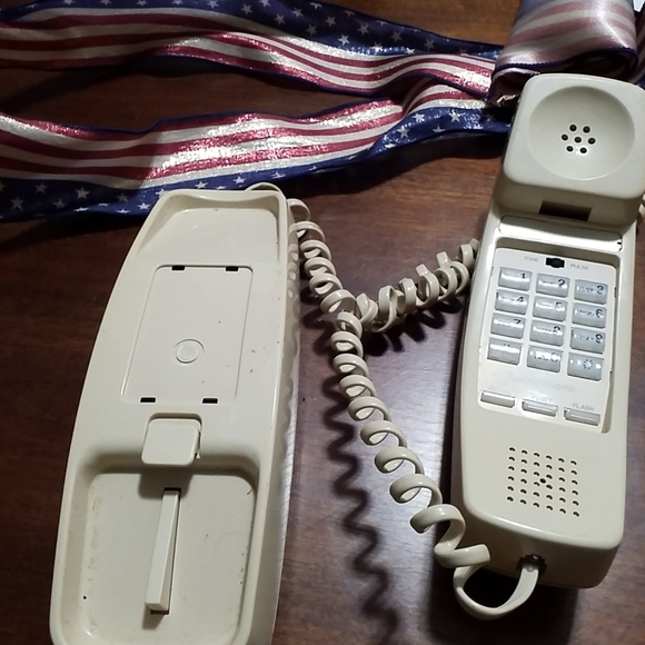 radioshack Office 2 Landline Phoneswork Without Power Poshmark